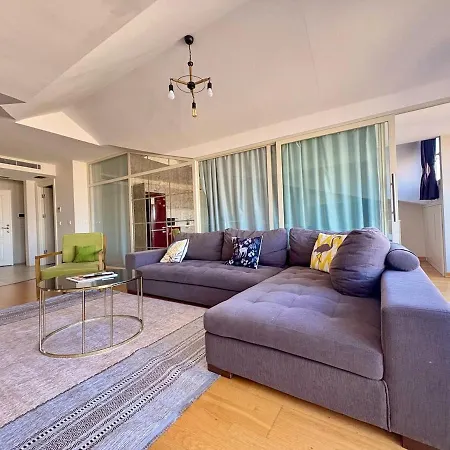 Luxury Penthouse, Sea View&terrace, Ac,lift,taksim Apartman *
